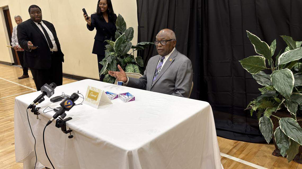 Clyburn reacts to SC Senate rejection of redistricting that jeopardized his seat