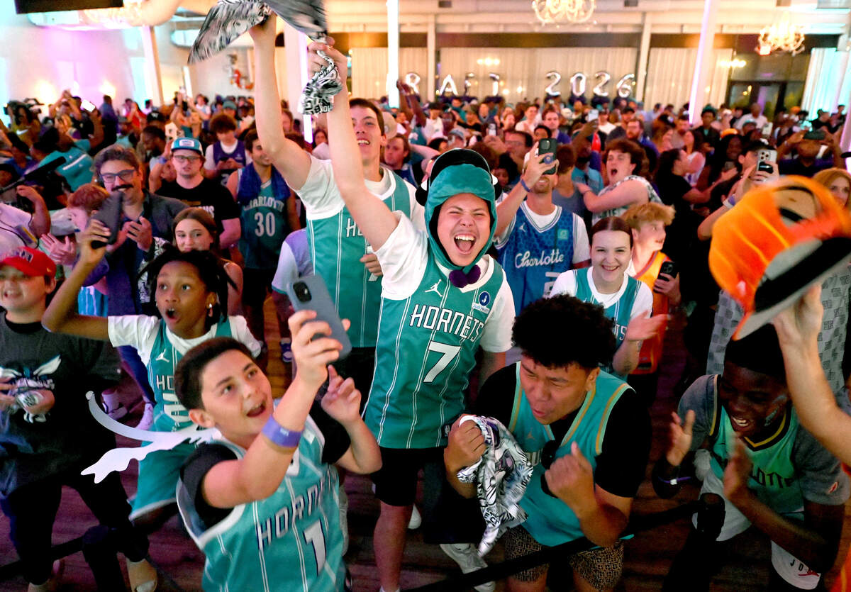Charlotte Hornets fans react to the team’s selection of Hannes Steinbach with the 14th overall pick in the 2026 NBA Draft on Tuesday, June 23, 2026.