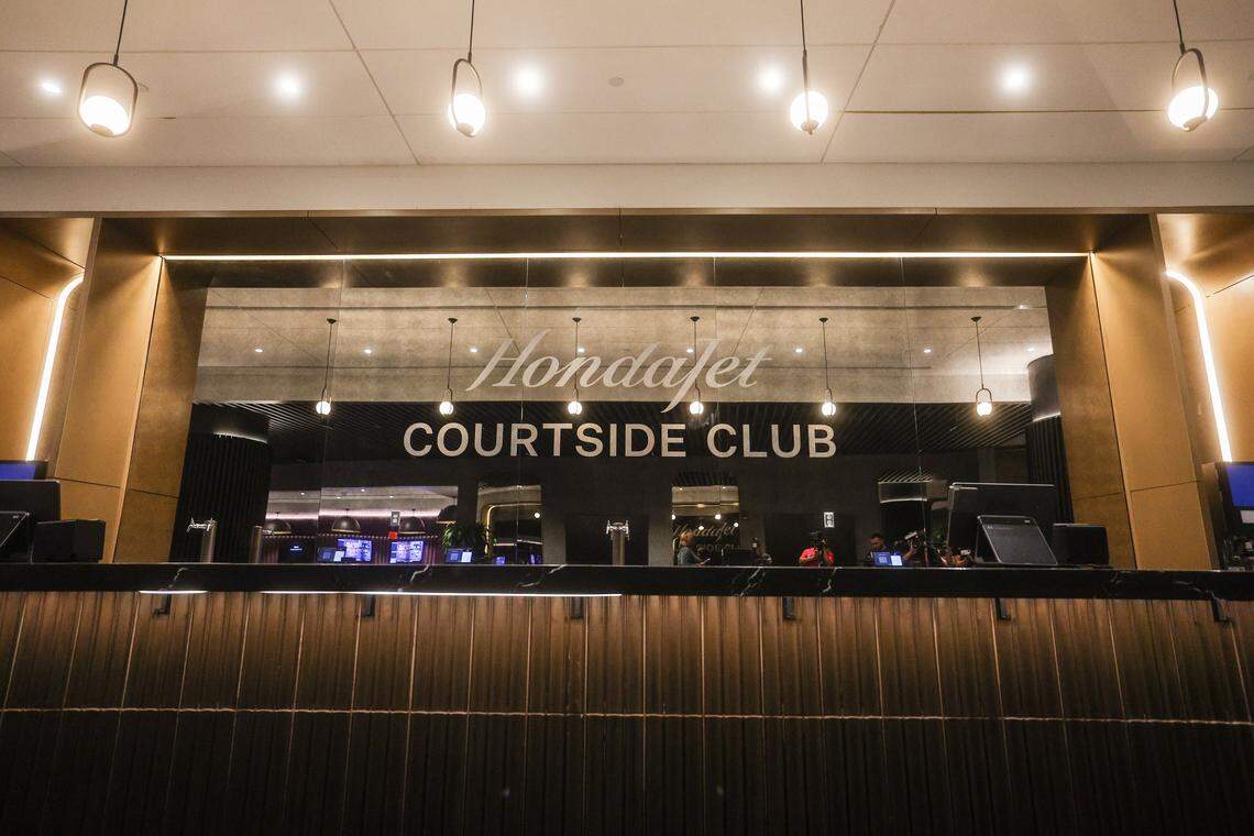 The main bar of the Hondajet Courtside Club is shown during the Spectrum First Look tour.