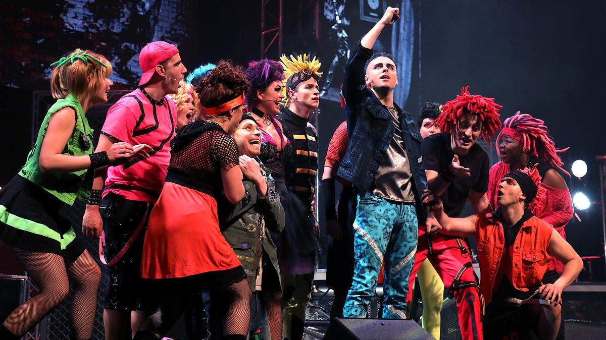 “We Will Rock You” comes to Ovens Auditorium on Wednesday night.