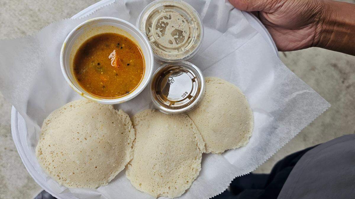 At Triveni Supermarket, you can stop for a snack before you shop.