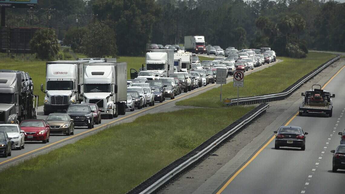 I-85 south lane closures causing major backups in Davidson County