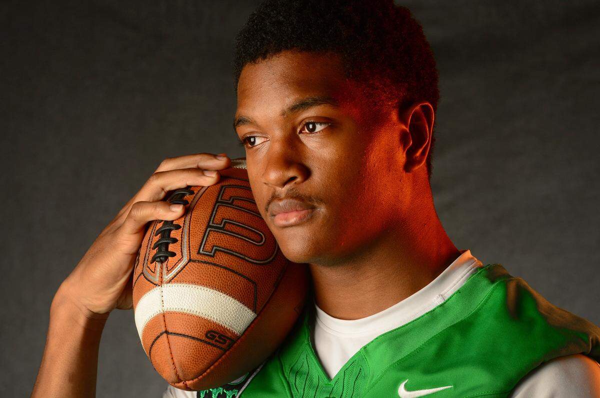 Myers Park Mustangs defensive lineman Rodney Dunham on Tuesday, December 9, 2025.