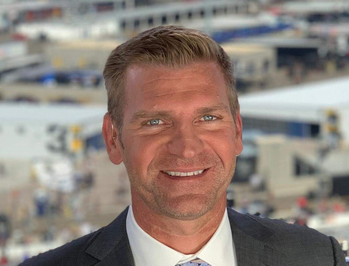 Former driver Clint Bowyer joins the NASCAR on FOX broadcast booth in 2021 as a full-time analyst for the network’s Cup Series coverage.