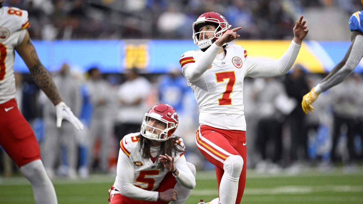 Jan 7, 2024; Inglewood, California, USA; Kansas City Chiefs place kicker Harrison Butker (7) watches his field goal against the Los Angeles Chargers during the first half at SoFi Stadium. Mandatory Credit: Orlando Ramirez-USA TODAY Sports