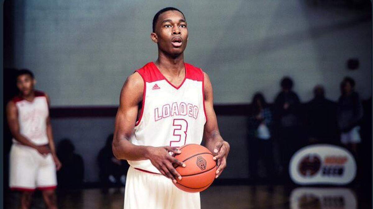 North Mecklenburg High’s Jae’Lyn Withers, who played for Team Loaded NC’s adidas-based shoe circuit team, is transferring to a high school in Ohio