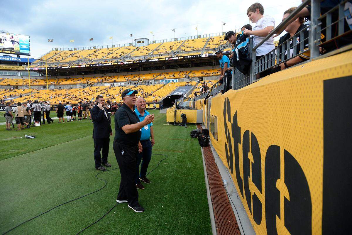 Carolina Panthers owner David Tepper talks to Carolina Panthers and Pittsburgh Steelers fans prior to the start of the last game of the preseason at Heinz Field on Thursday, August 30, 2018. Tepper was a 5 percent stakeholder in the Steelers from 2009-18.