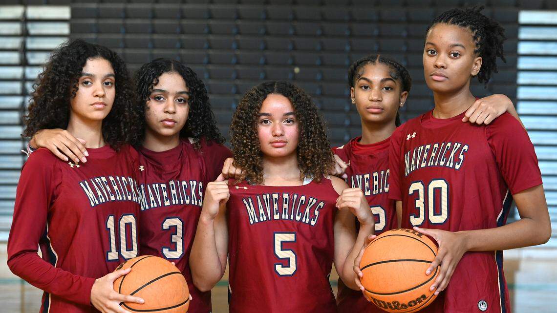 Mallard Creek girls start No. 1 in Sweet 16, and the Mavericks don’t mind the pressure