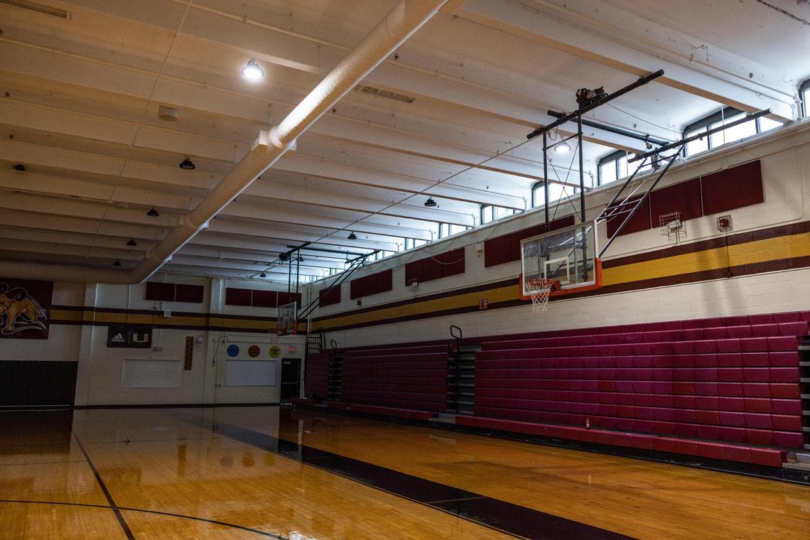The auxiliary gym at Harding University High School. Athletic facilities at the school are aging; the gym where physical education classes are held has an old air-conditioner that barely cools.