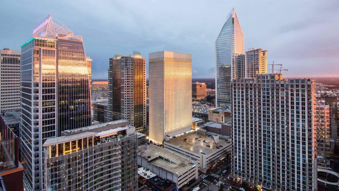 CMPD signals all clear after unconfirmed report of possible shooter in uptown Charlotte