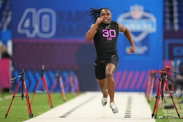 Panthers 2025 NFL mock draft: Early trades lead to big haul | Charlotte ...