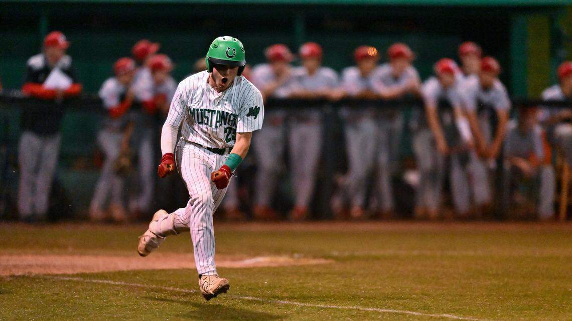 Marvin Ridge surges to No. 6 as Myers Park takes over Sweet 16 baseball top spot