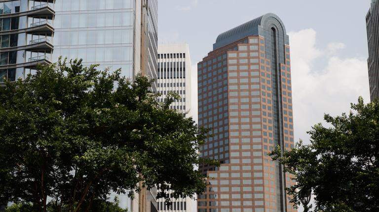 Japanese bank chooses uptown Charlotte tower as new HQ for 2,000 employees