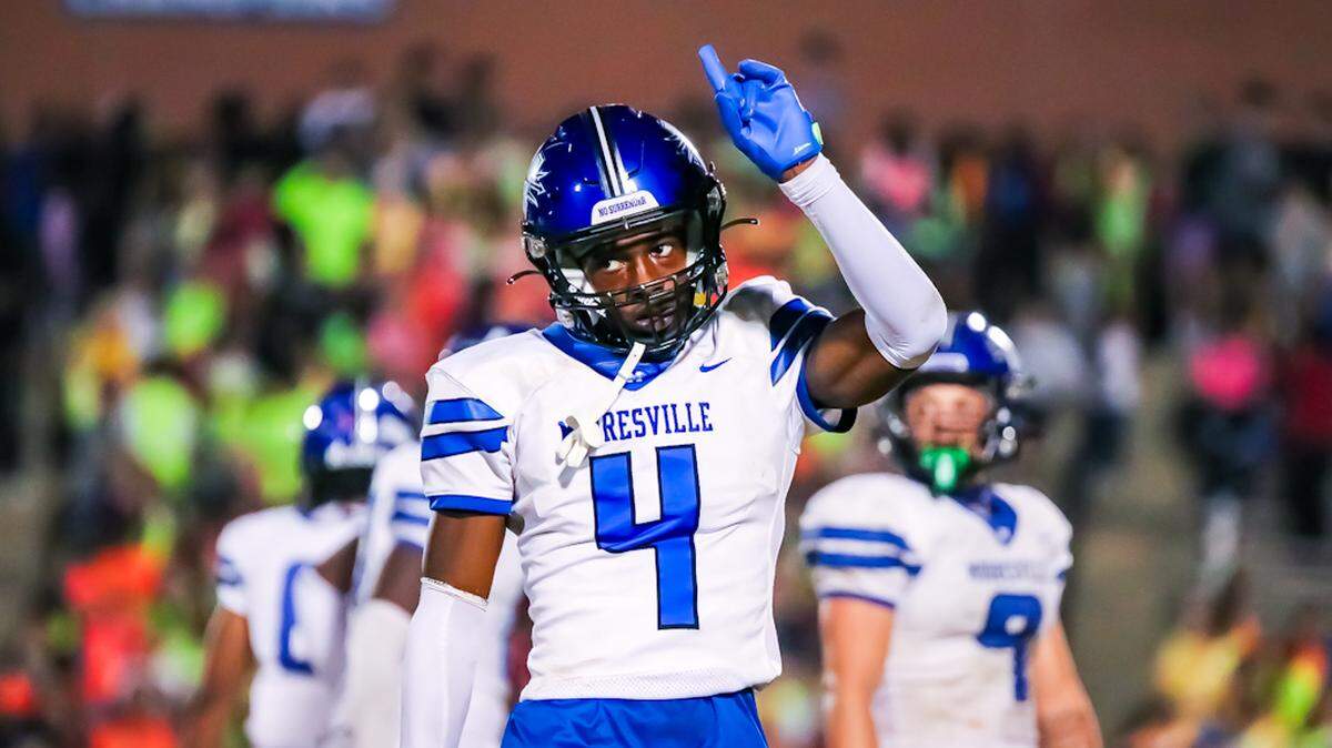 Mooresville safety Ziquel Adams celebrates during Friday’s 34-7 win at Lake Norman