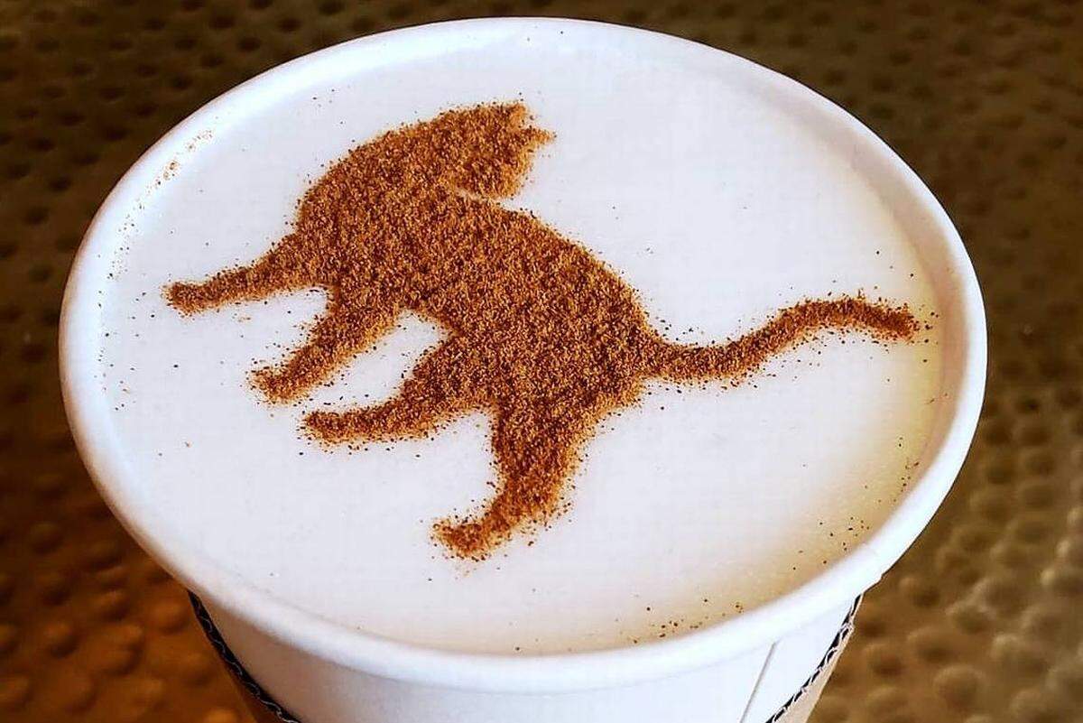 You can top your Maple Pancake Latte at Mac Tabby with a cinnamon sugar cat or homemade whipped cream and maple syrup.