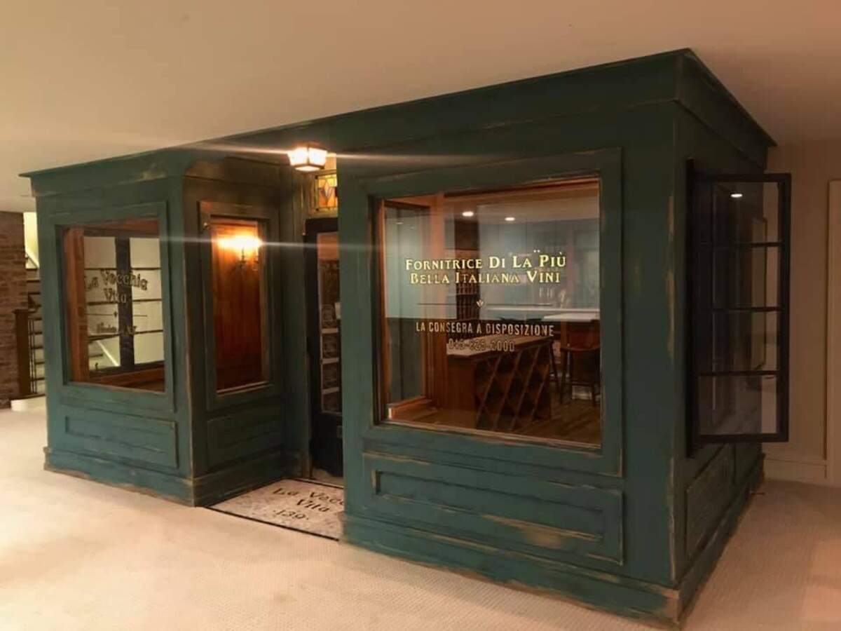 How cool is this in-home Italian wine bar designed by Abrect Design?