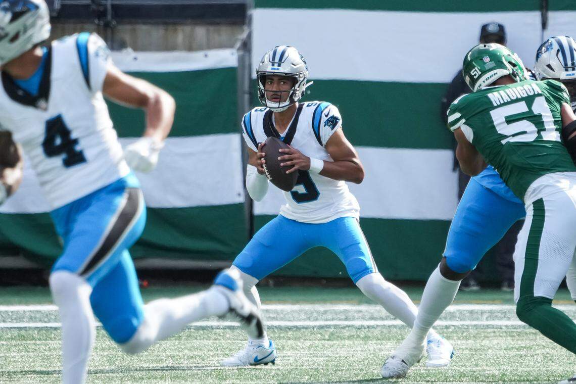 Carolina Panthers quarterback Bryce Young (9) looks for an open receiver in the first quarter against the New York Jets on Sunday in New Jersey.