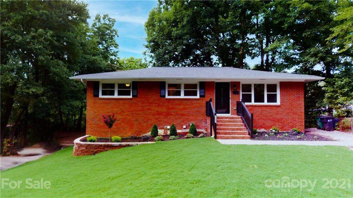 Ready to buy? Here’s what $330K can get you right now around Charlotte