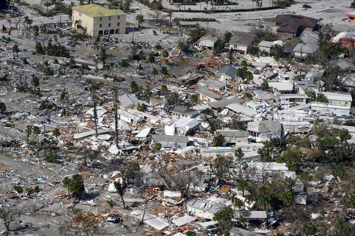 Damaged homes and debris are shown in the aftermath of Hurricane Ian, Thursday, Sept. 29, 2022, in Fort Myers, Fla.