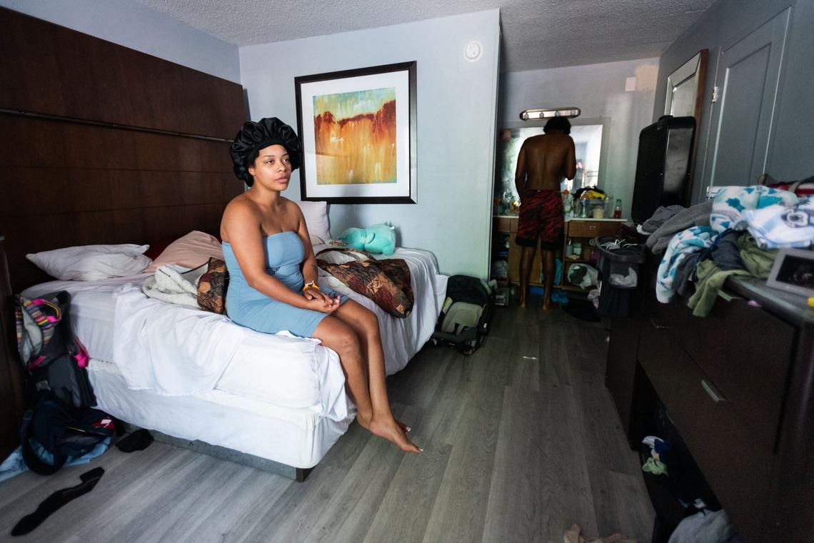 Dajah Foster, 21, was looking for a place to live with her boyfriend and newborn son when she learned about Vermelle’s Place. But none of it was like they expected. Foster said she expected Wi-Fi and clean, renovated rooms, but that wasn’t the case.