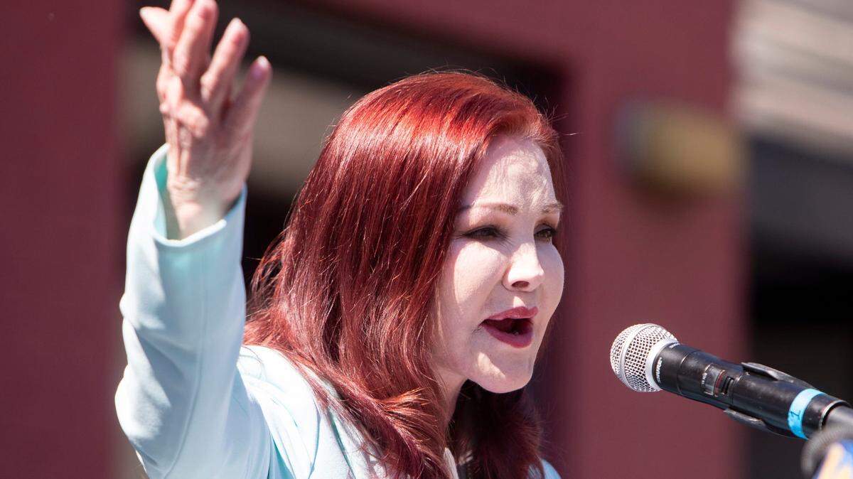 Priscilla Presley says hello to Memphis as she begins to speak at an event to celebrate the purchase of the building at 126 Beale St. by Memphis Rock ’n’ Soul Inc. , on March 28, 2024. Elvis Presley’s widow will reveal never-seen film clips of their wedding and home life during an appearance in Mooresville on June 15.