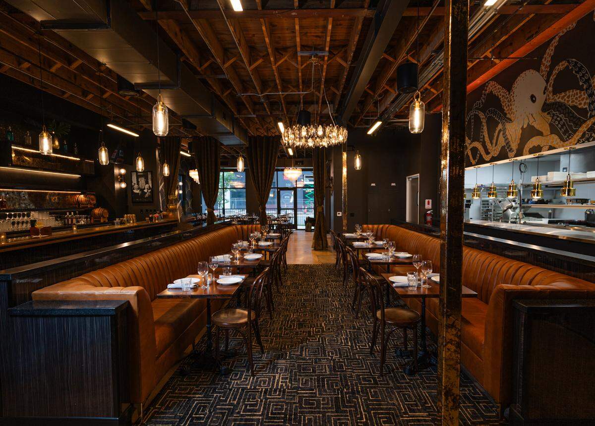 DTR Plaza Midwood offers 103 seats inside and72 seats outside.
