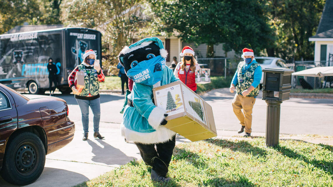 Lowe’s teams up with the NFL and other groups to donate over 13,000 Christmas trees