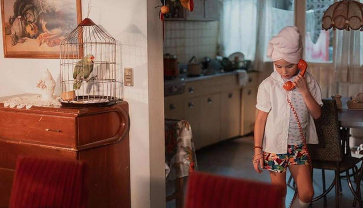 In “Vanilla,” a Mexican film set in the late 1980s, where 8-year-old Roberta watches her family of seven women fight to save their home from mounting debt.