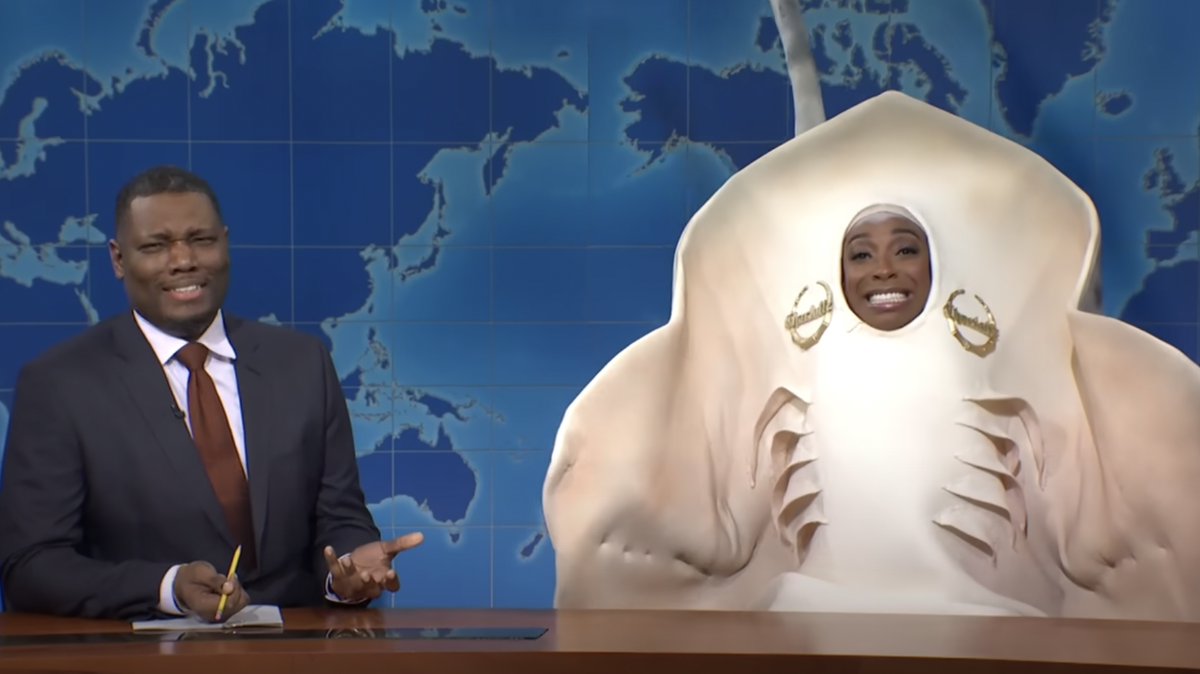 Charlotte appeared alongside Micheal Che for an interview during SNL’s weekend update on March 2.