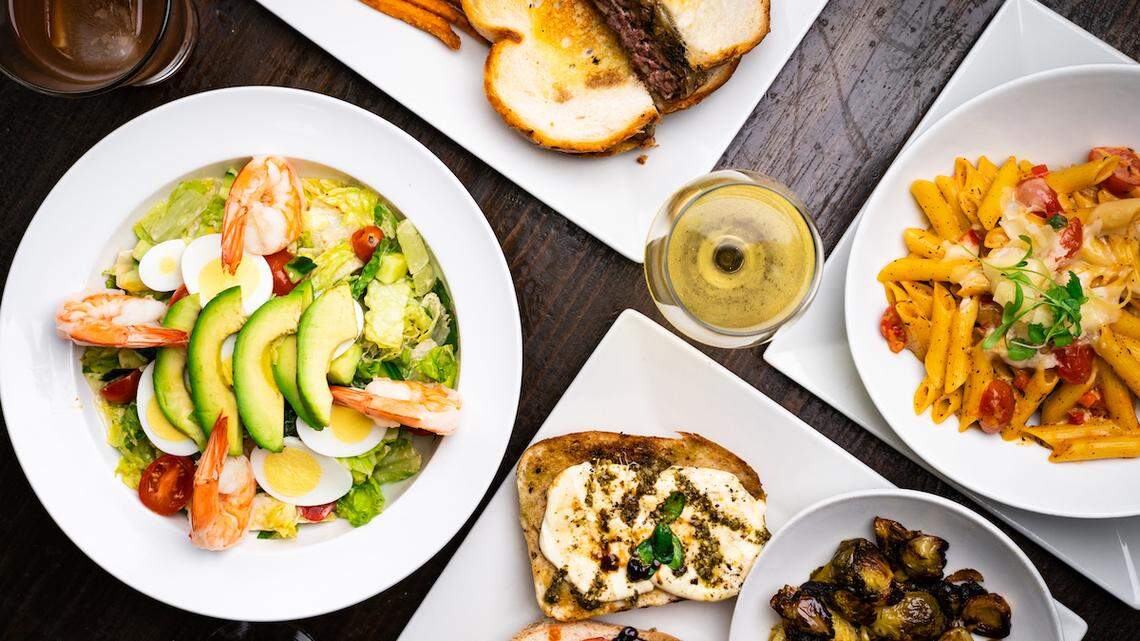 Harry’s Grille & Tavern is preparing to serve up its salads, sandwiches and pasta at a new Quail Corners location in 2022.