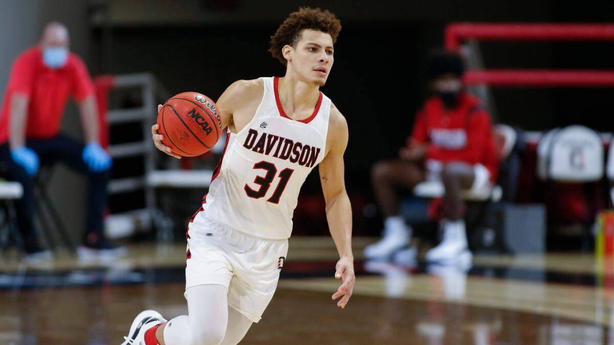 Davidson guard Kellan Grady is averaging 17.6 points per game and has scored more than 20 points in his last two outings.