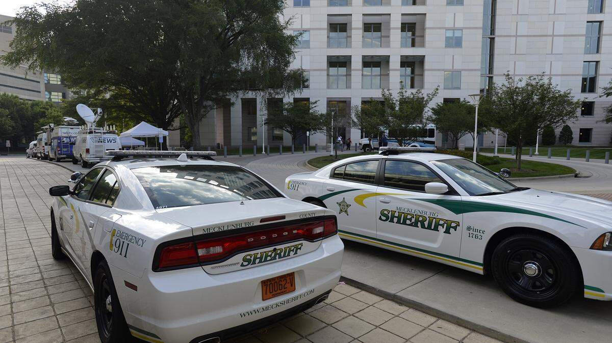 Mecklenburg County Sheriff’s cars parked at the Mecklenburg County Courthouse.