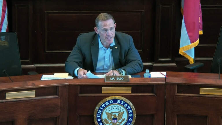 US senator brings Small Business Administration staff to NC to hear frustrations