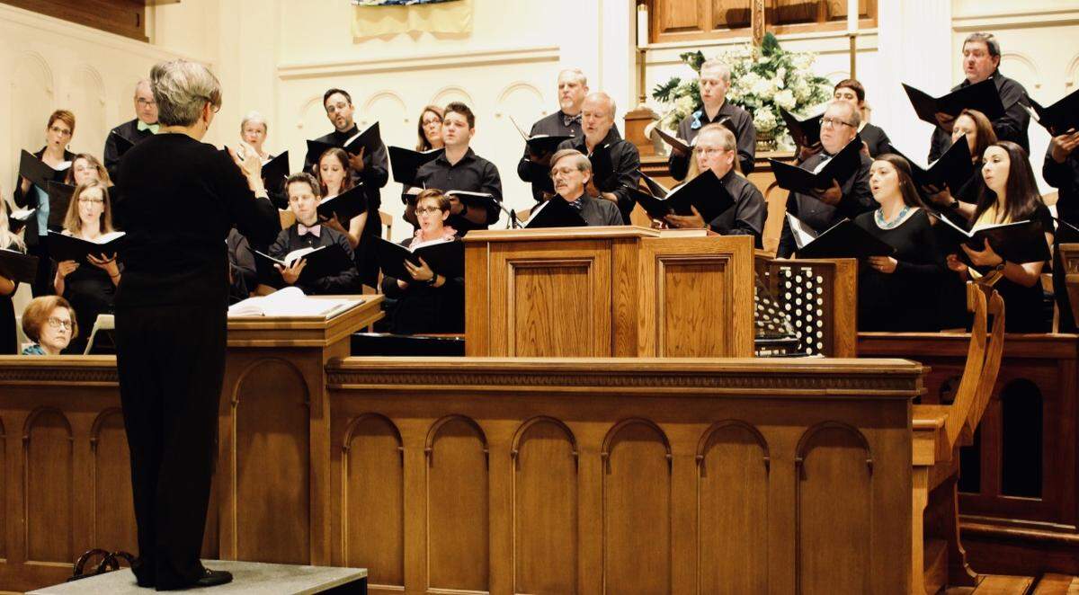 Donna Hill took over as director of Carolina Voices in 2004. The group’s Festival Singers hold a concert Nov. 16 in Charlotte and Nov. 17 in Concord that honors a variety of heroes and heroines. One key piece, Lee Hoiby’s “Last Letter Home,” adapts the words of Jesse Givens, an outpouring of love he sent his wife while serving in Iraq in 2003. He told her to open it only if he died; he did two weeks later.