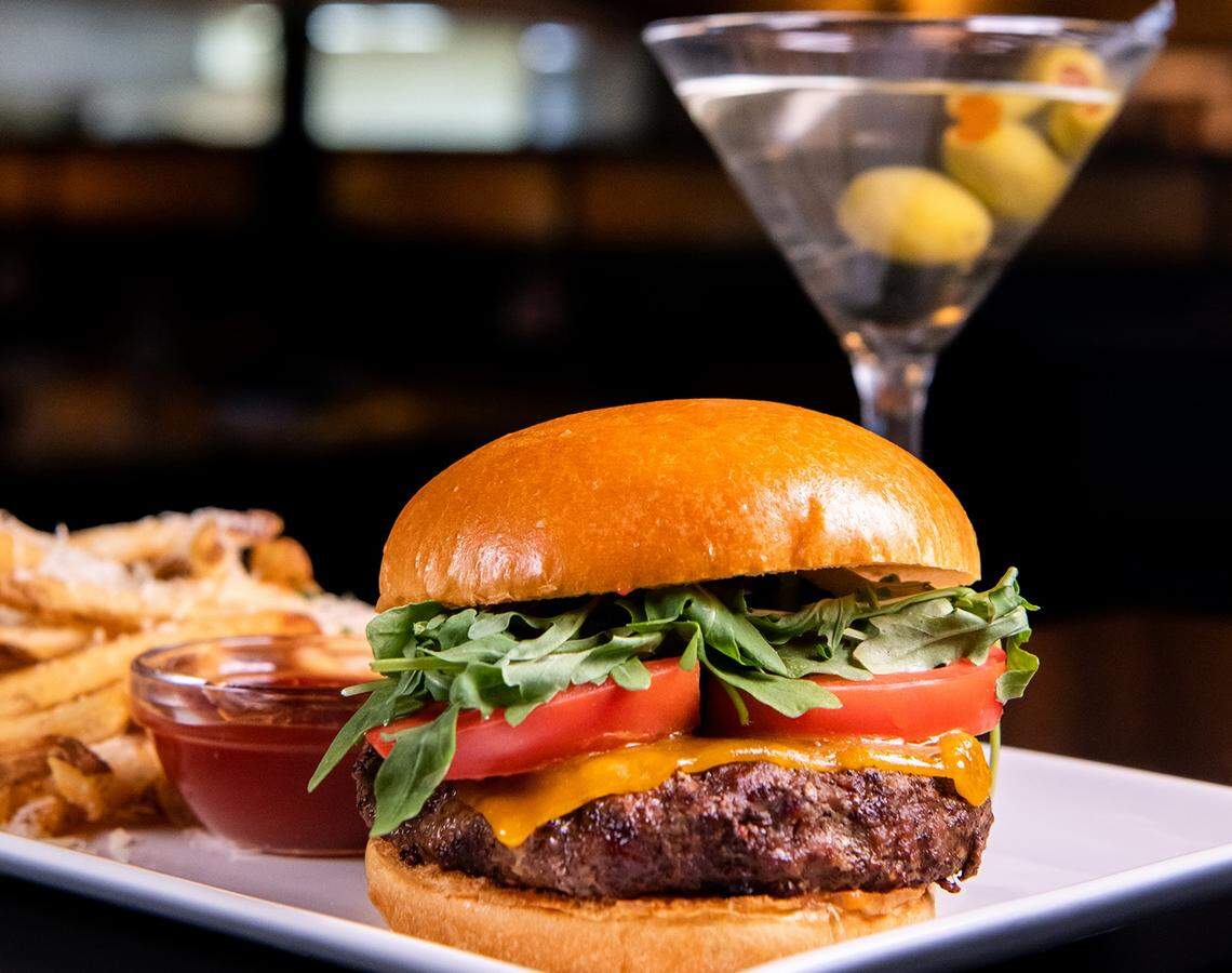 This Veterans Day, Sullivan’s Steakhouse is offering a&nbsp;Sullivan’s Signature Angus Burger and fries to those who have served.