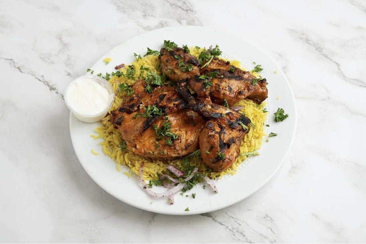 Al-Basha Halal Grill’s menu includes signature Mediterranean dishes, rich coffees, and fresh smoothies.