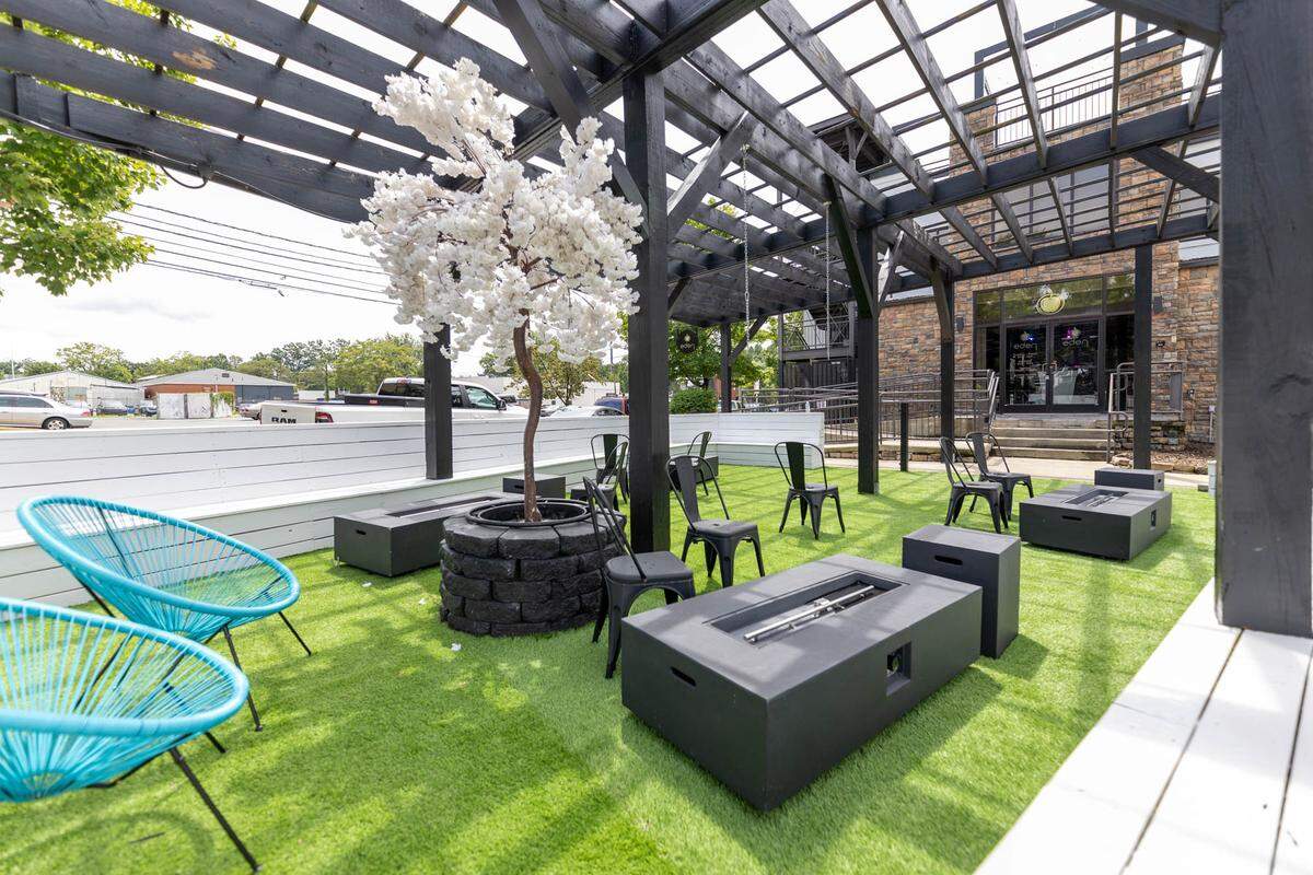 The patio area at Eden in Plaza Midwood.
