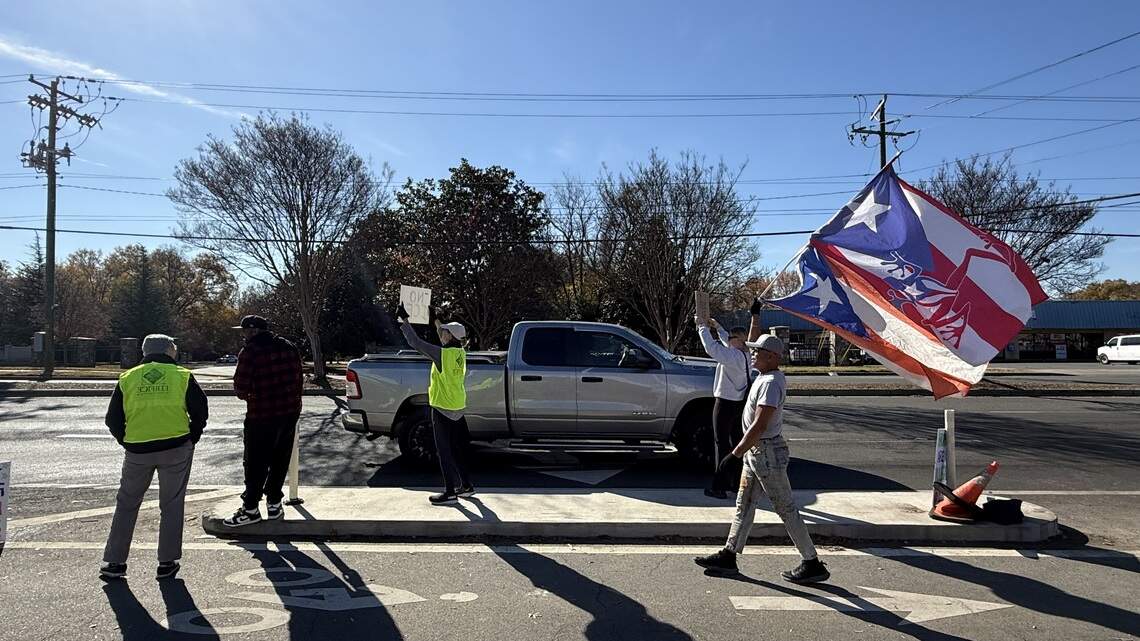 After Border Patrol, east Charlotte looks to draw in shoppers for the holidays