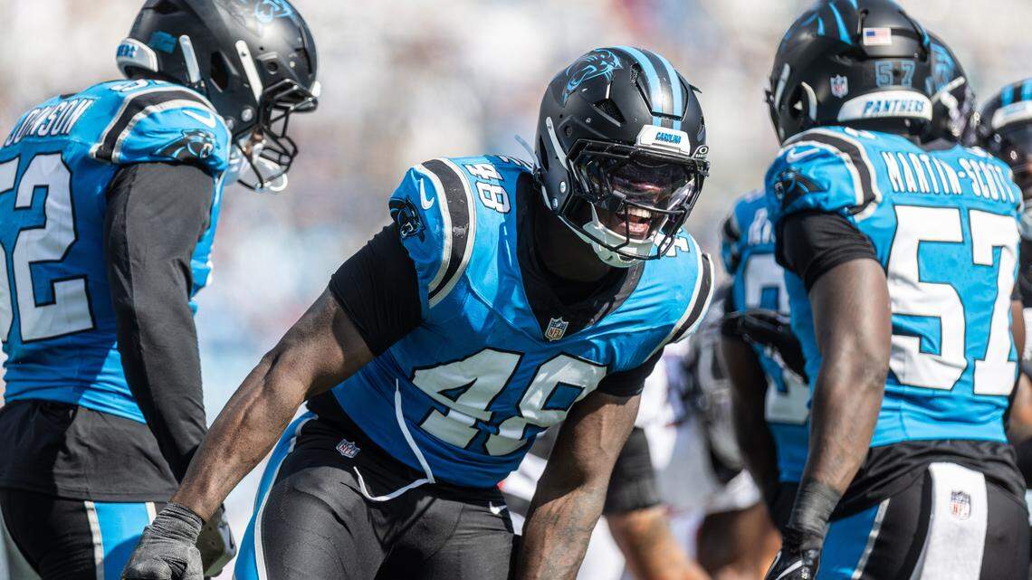 Panthers re-sign special teams standout ahead of free agency