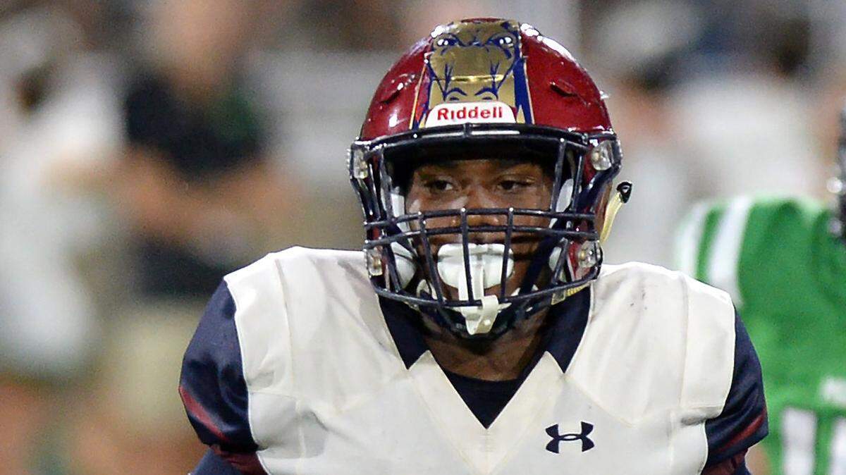 Mallard Creek Mavericks running back Tomar Bivens breaks into the open field for a long touchdown run against the Myers Park Mustangs on Thursday, August 18, 2022 at American Legion Memorial Stadium in Charlotte, NC.