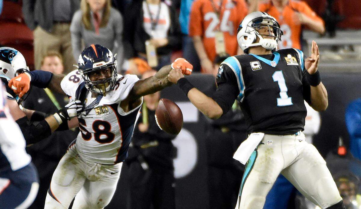 Broncos linebacker Von Miller gets the jump on Cam Newton again — this time in the fourth quarter.