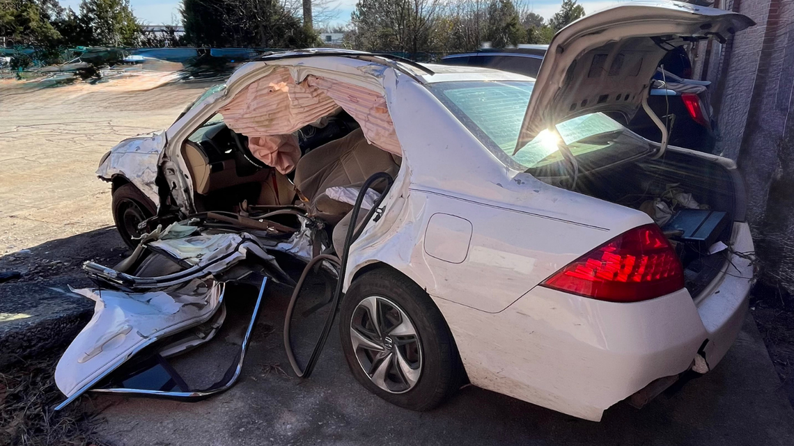 Teen’s fatal car crash came after night of underage drinking at bar, NC report says