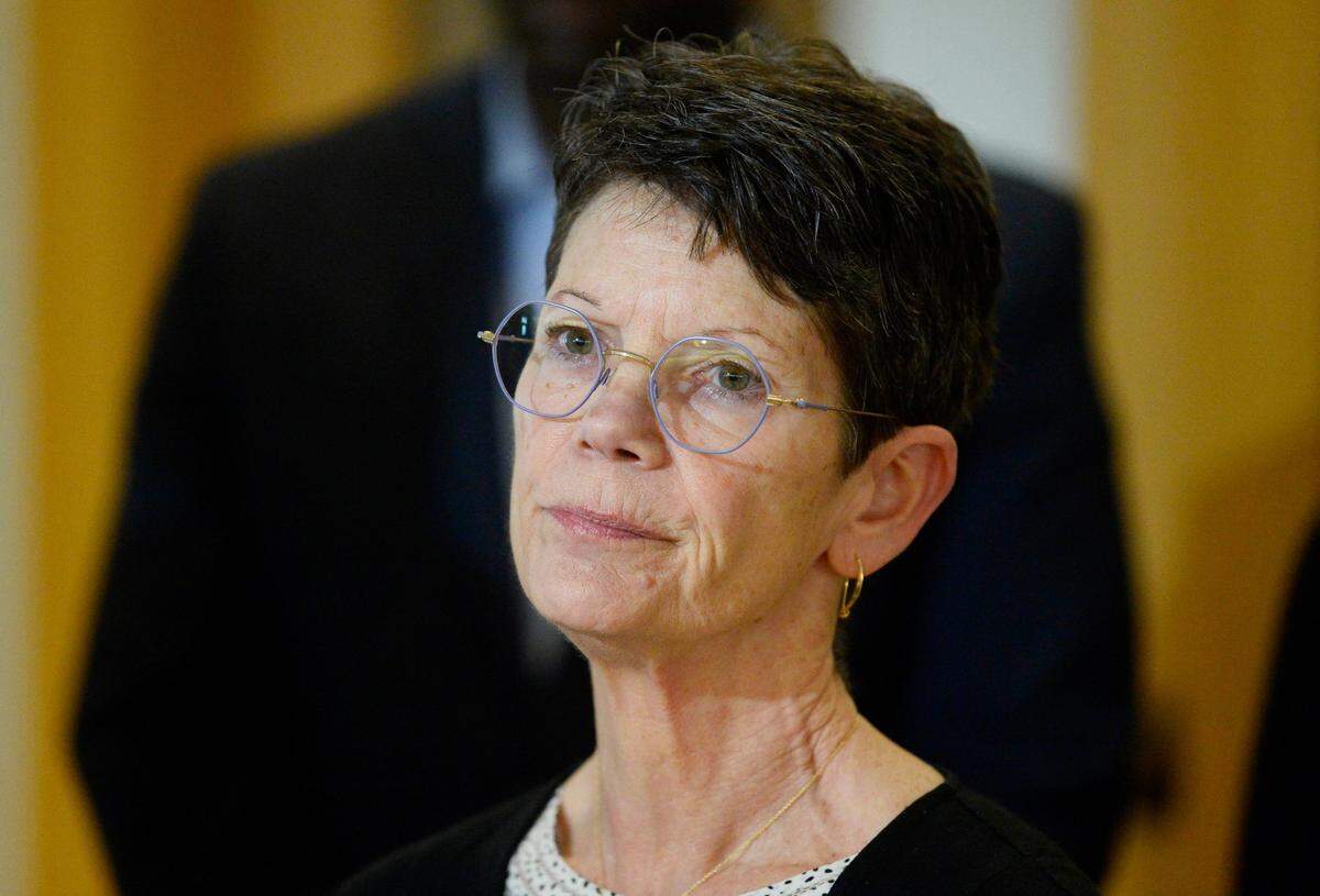 Of her pending retirement, Mecklenburg County Health Director Gibbie Harris said, “It’s just a good time for it. And it’s time for me to spend more time with my family.”
