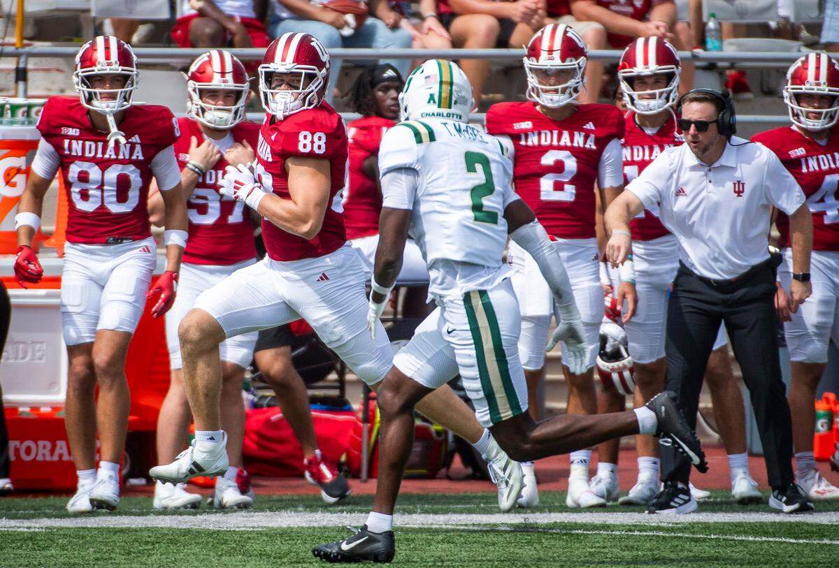 Charlotte 49ers defensive back Treyveon McGee (2) defends Indiana tight end Sam West (88) at Memorial Stadium in Bloomington, Ind., on Saturday, Sept. 21, 2024.