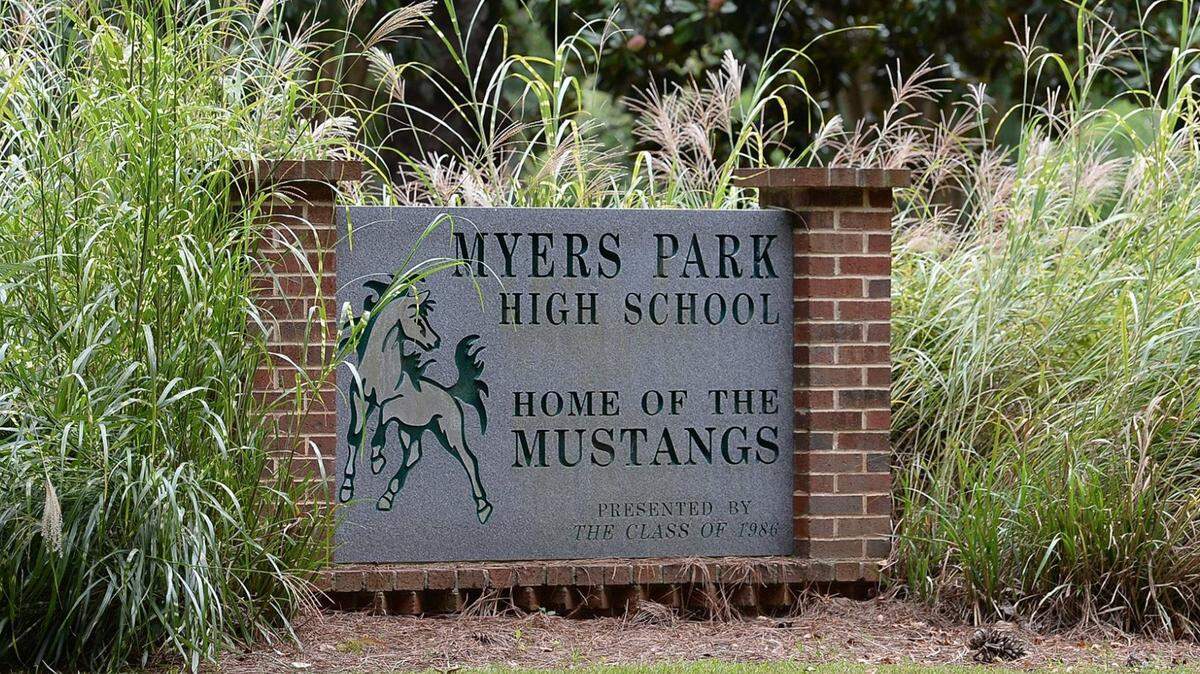The entrance to Myers Park High School on Monday, September 20, 2021.