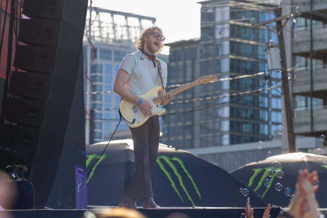 Allen Stone Lovin’ Life Music Fest.