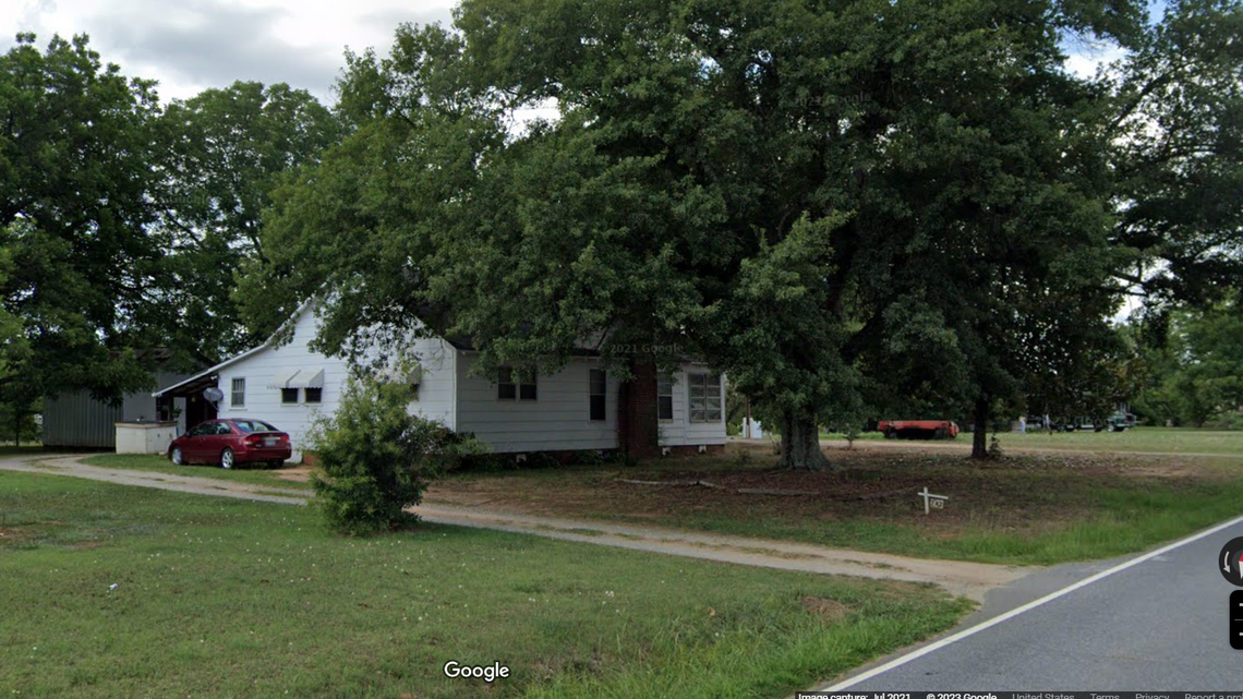A hidden room with a fugitive inside was found when deputies lifted a rug in this home and found a trap door, the Rutherford County Sheriff’s Office says.