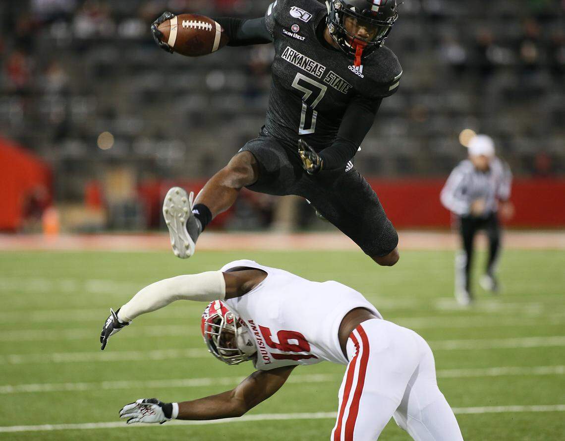 The Carolina Panthers signed undrafted free agent wide receiver Omar Bayless from Arkansas State, who flashed during the 2019 college football season. (Credit: Nelson Chenault)