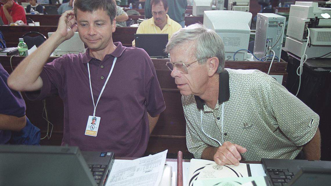 Truist Championship announces scholarship honoring 2 former Observer sportswriters