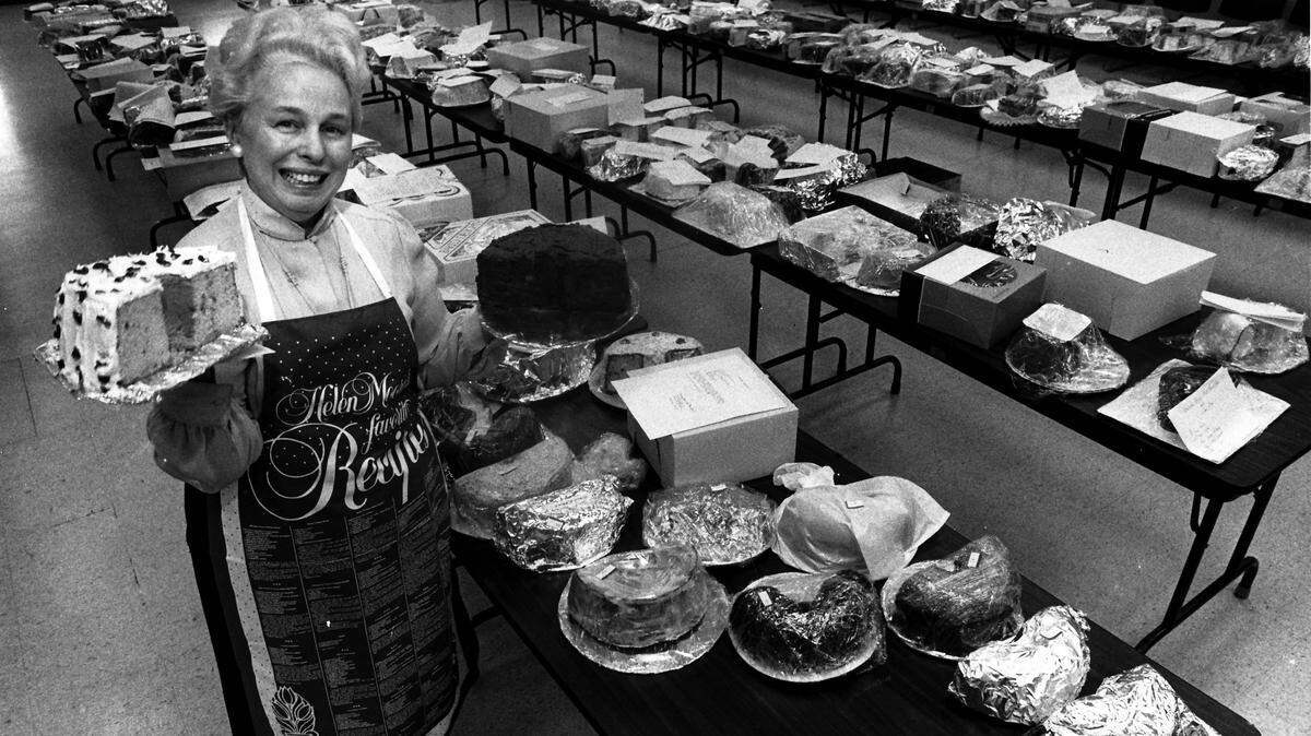 When Helen Moore held a pound cake contest in 1985, The Observer received 403 cakes.